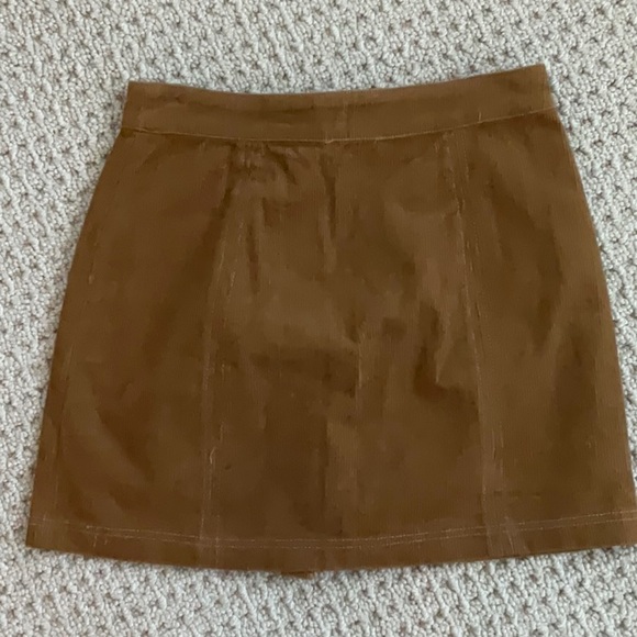 NWT Cognac button frontmini Skirt size S - Picture 2 of 5